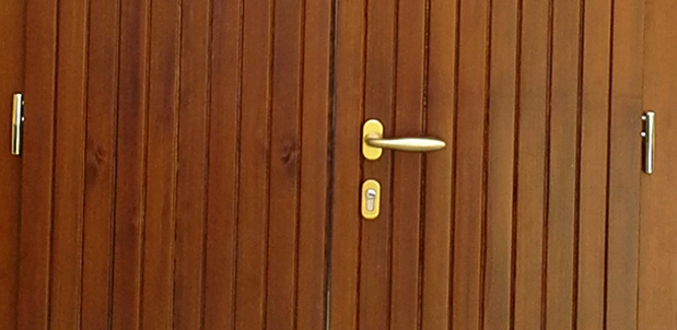 Porta per esterno in legno